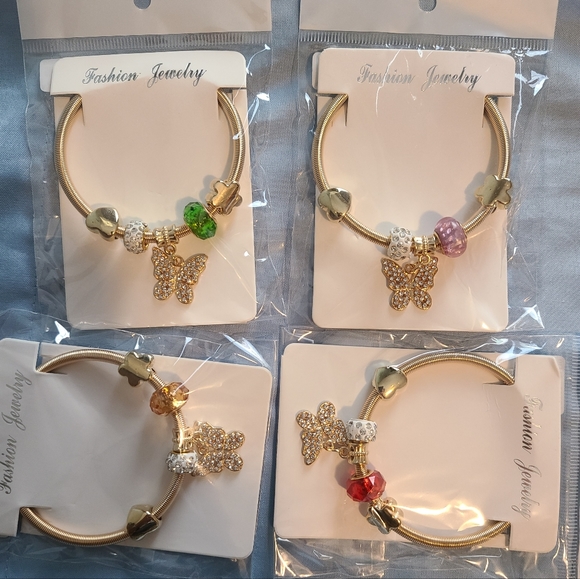 Accessories - Picture 9 of 16